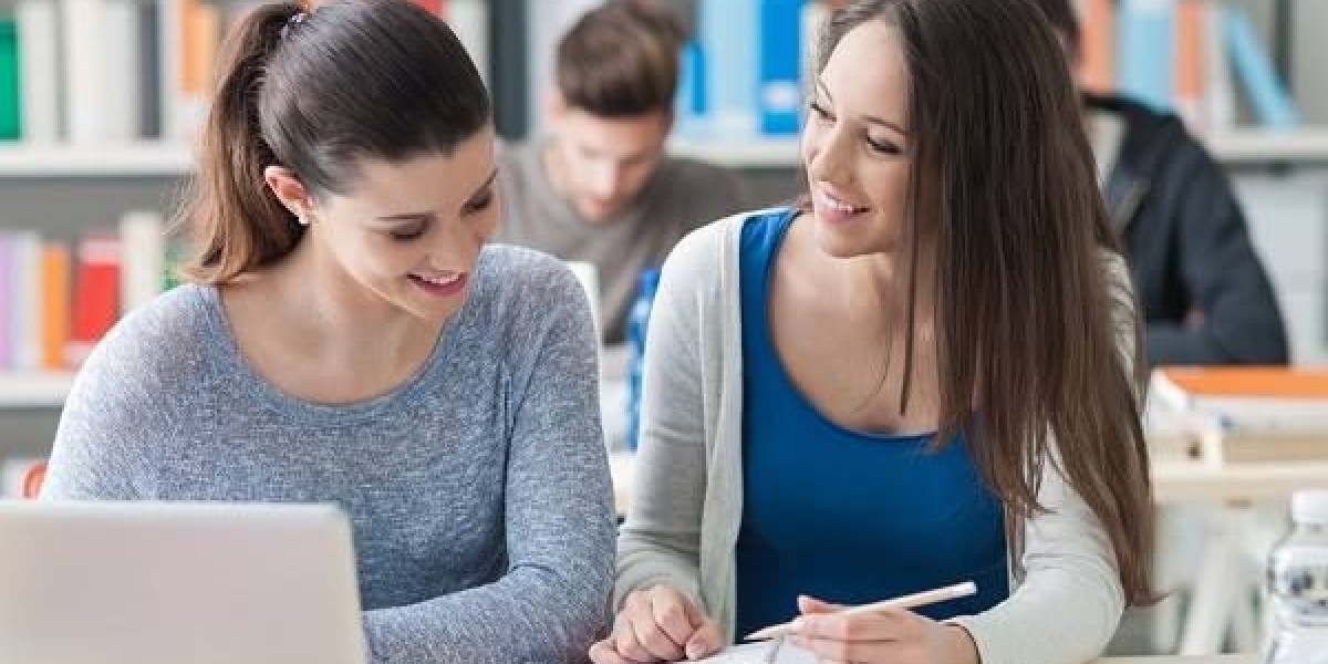 How Do I Get a High Paid Salary with a Hospitality Internship in Dubai?